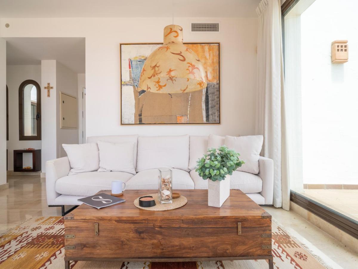 Sanders Alcaidesa - Great Two-Bedroom Apartment With Terrace ภายนอก รูปภาพ