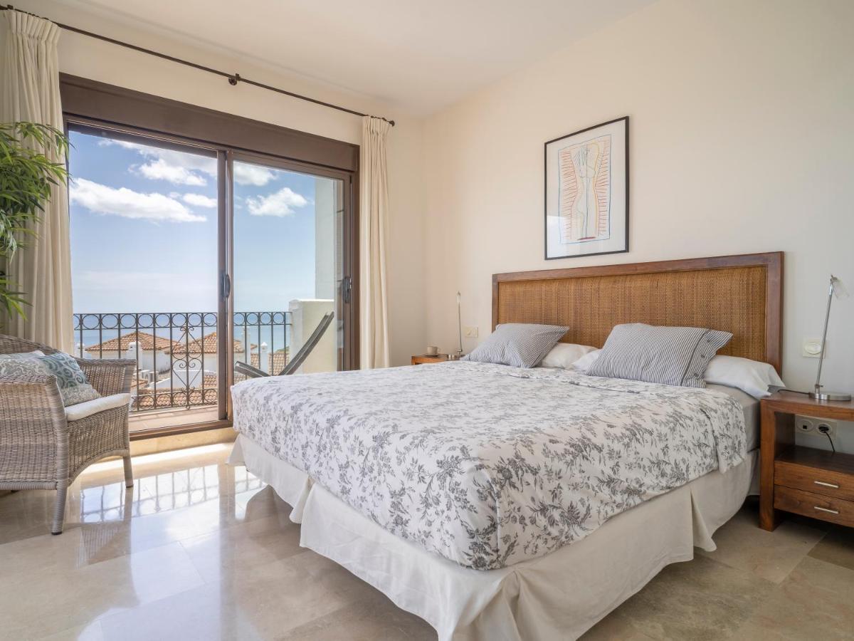 Sanders Alcaidesa - Great Two-Bedroom Apartment With Terrace ภายนอก รูปภาพ
